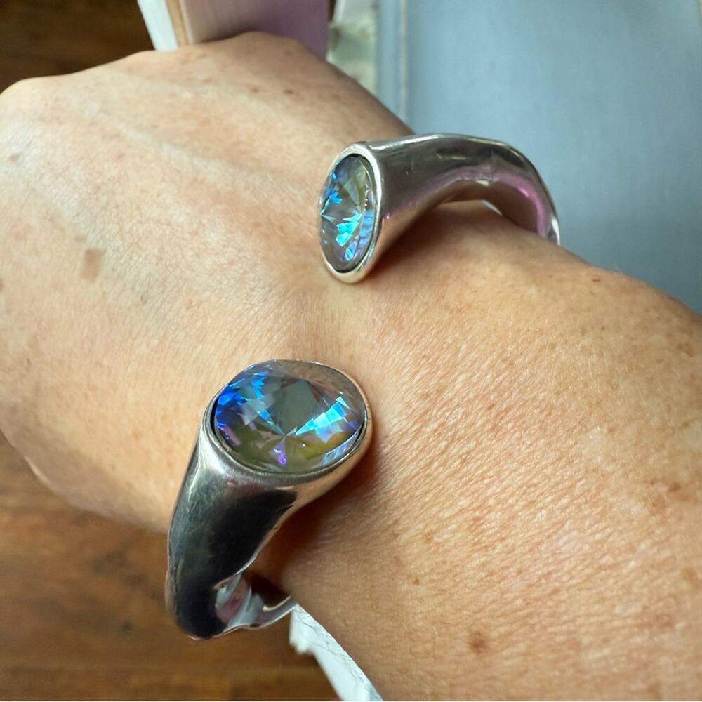 Vidda Spain Silver Plated Swarovski Crystal Hinged Bracelet - Picture 3 of 14